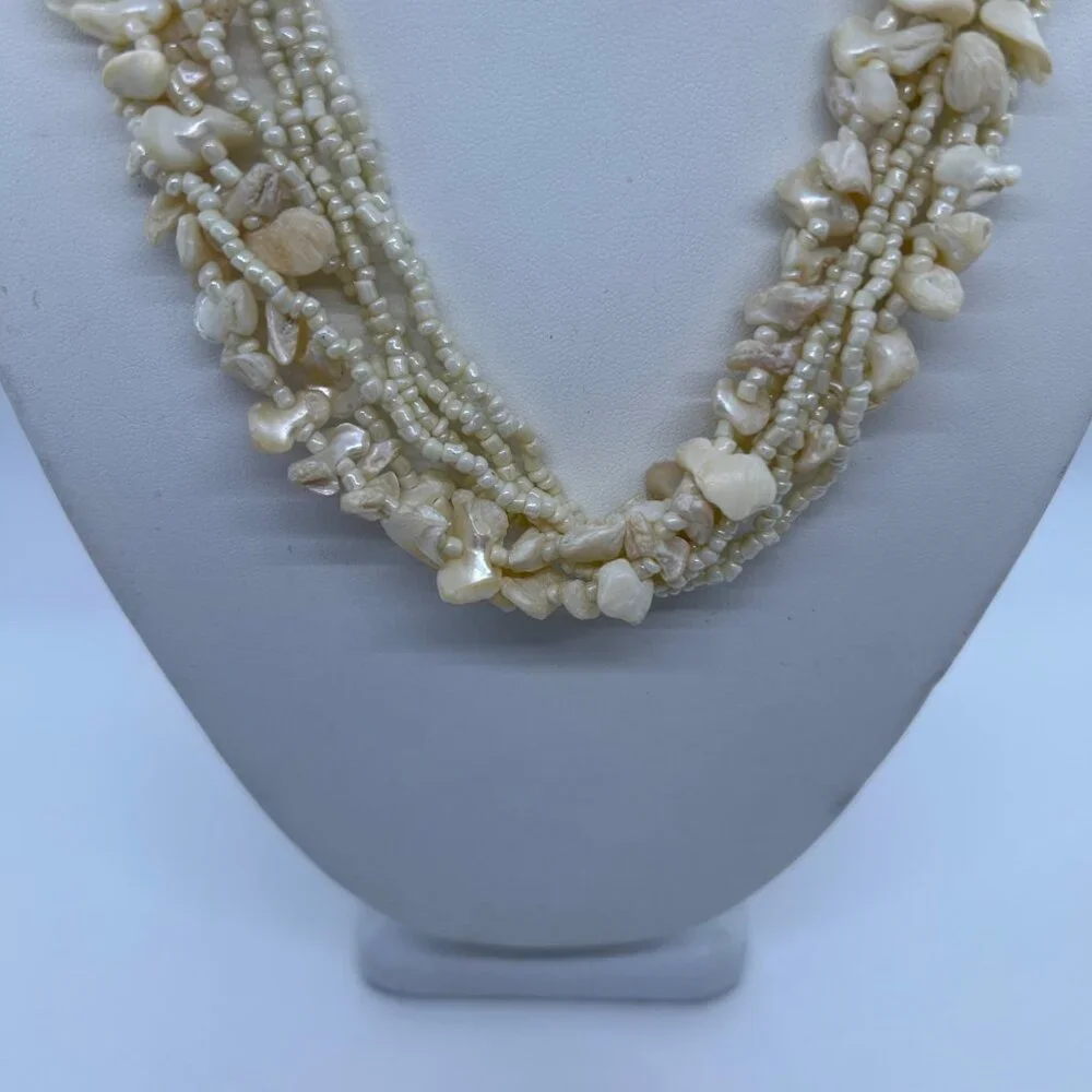 Vintage Multi-Strand Necklace Mother Of Pearl Chips Seed Bead Cruise WearTropics - Picture 4 of 14